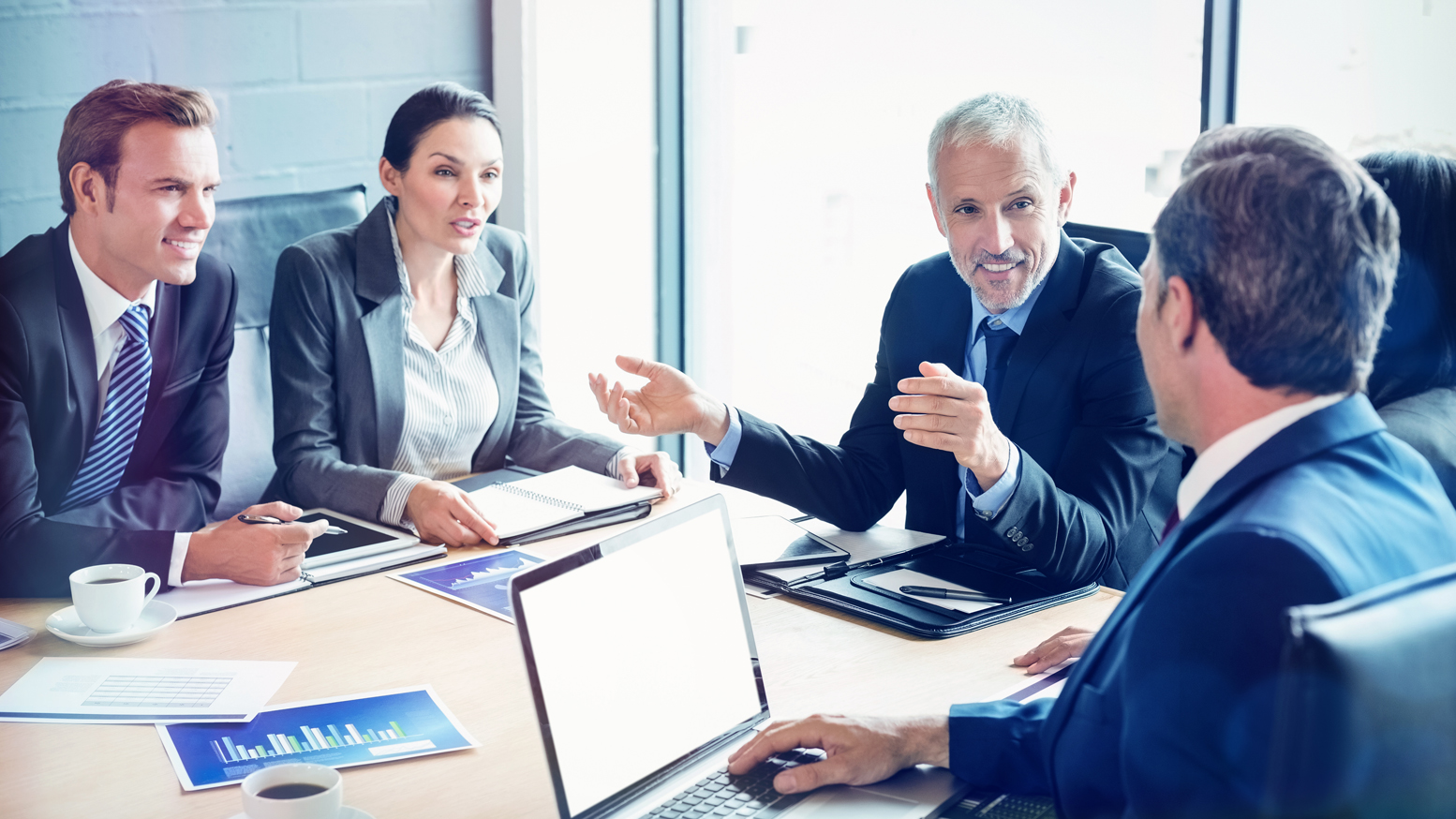 Always know your best alternative to negotiated agreement People discussing in a business negotiation